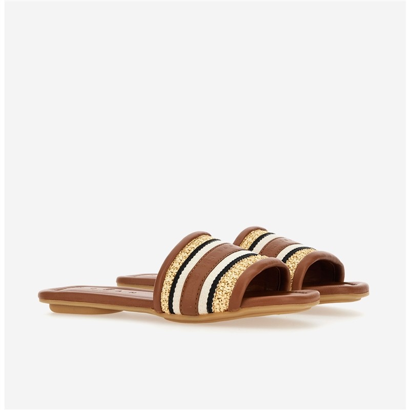 hogan sandales Mules H685 Détails : Mules -Semelles: Gomme -Talons:...