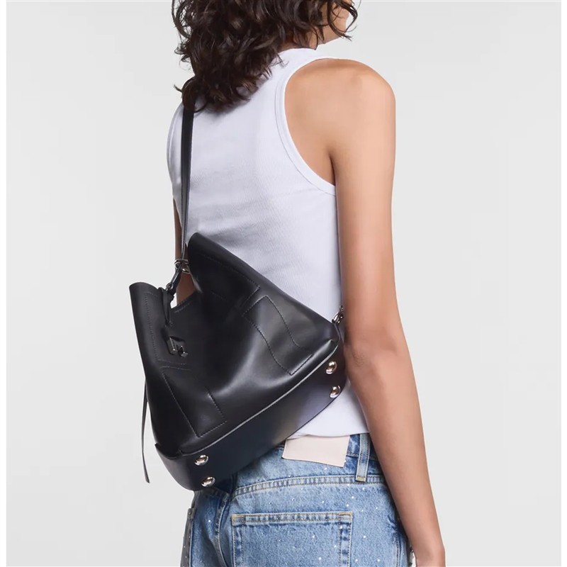 hogan sacs à main Sac Hobo Piccol Détails : Bandoulière -Matières: ... hogan sacs à main Sac Hobo Piccol Détails : Bandoulière -Matières: ...