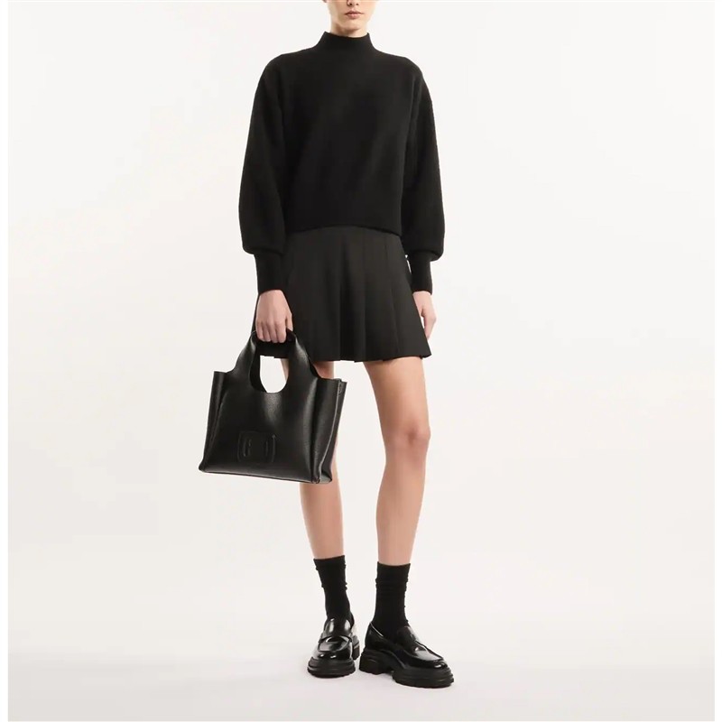 hogan sacs cabas Sac Shopping Détails : Bandoulière -Matières: Cuir...
