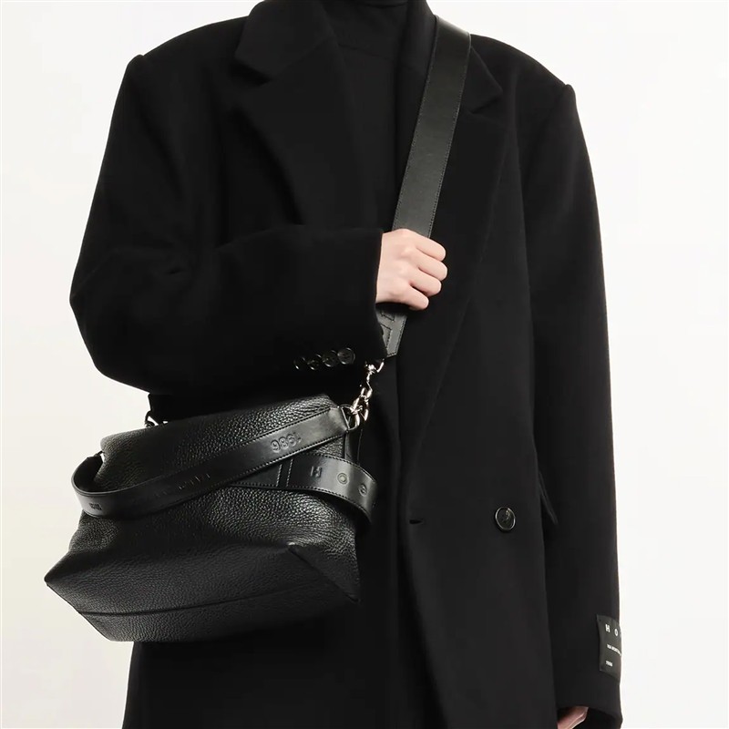 hogan sacs à main Sac à main Script Bauletto Détails : Bandoulière ...