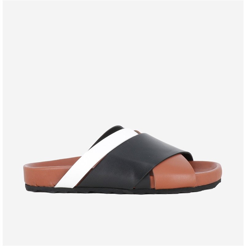 Mules Alpha Cross Beach