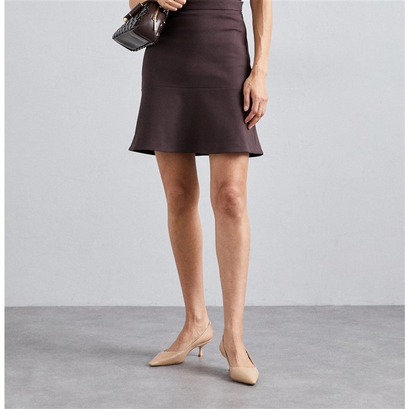 stuart weitzman escarpins Slingbacks Vinnie Semelles: Cuir -Talons:...