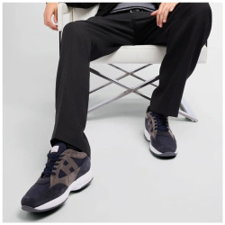 Sneakers Interactive