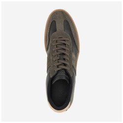 Sneakers Tabs