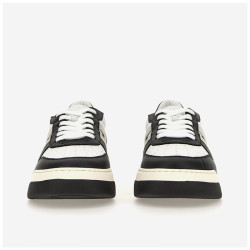 Sneakers H718
