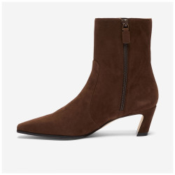 Boots Stassi