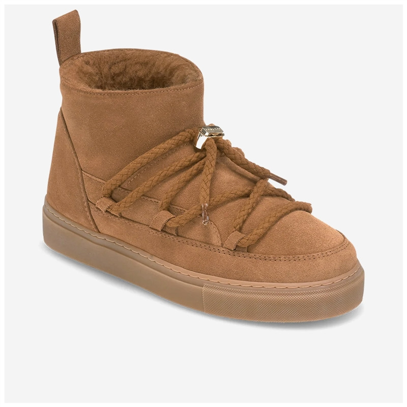 Boots Snow