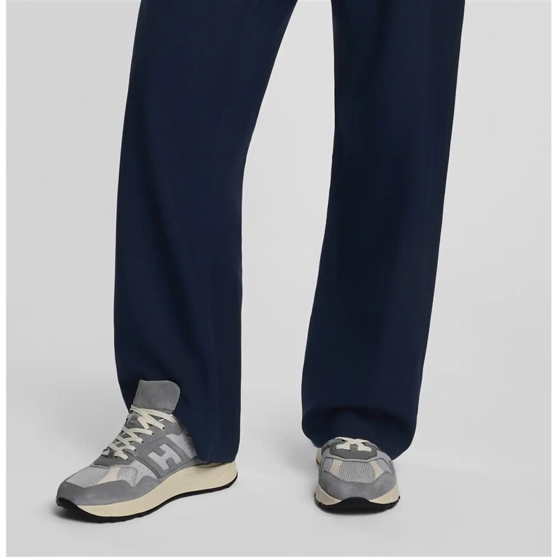 hogan sneakers Sneakers Hyperlight Détails : Oversize -Semelles: Go... hogan sneakers Sneakers Hyperlight Détails : Oversize -Semelles: Go...