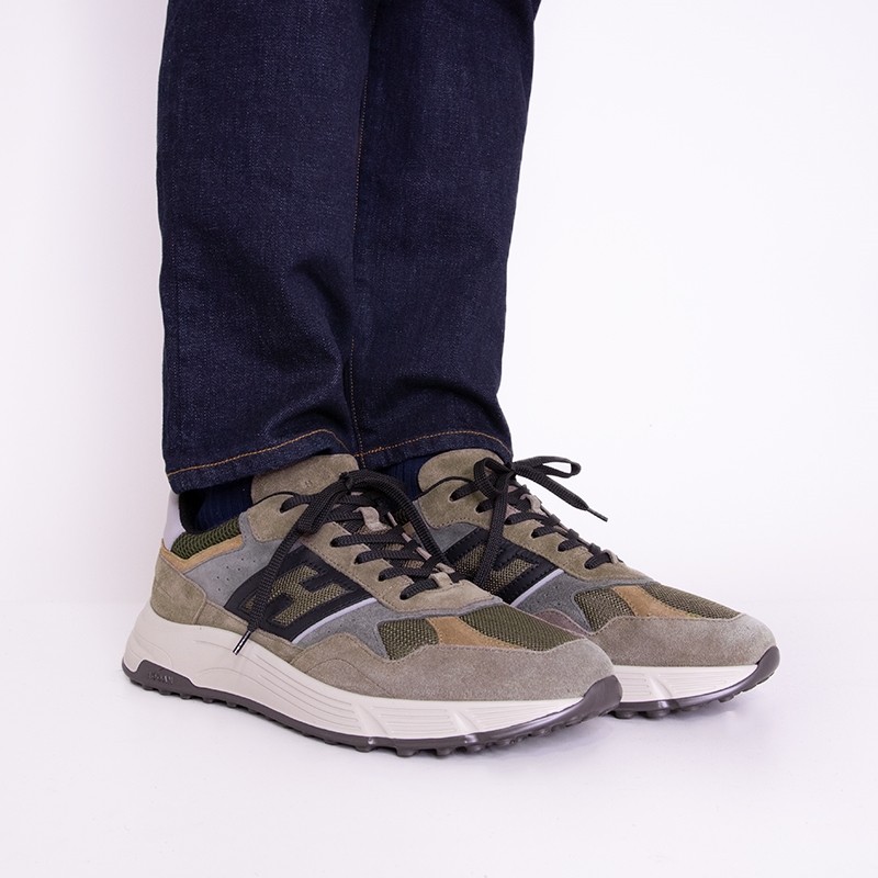 hogan sneakers Sneakers Hyperlight Détails : Oversize -Semelles: Go... hogan sneakers Sneakers Hyperlight Détails : Oversize -Semelles: Go...
