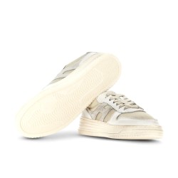 Sneakers H630