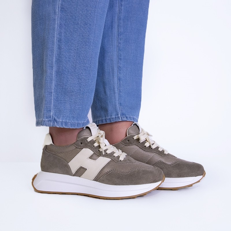 hogan sneakers Sneakers H641 Détails : Oversize -Semelles: Gomme -M... hogan sneakers Sneakers H641 Détails : Oversize -Semelles: Gomme -M...