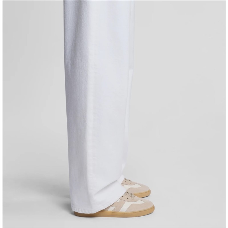 Sneakers H647