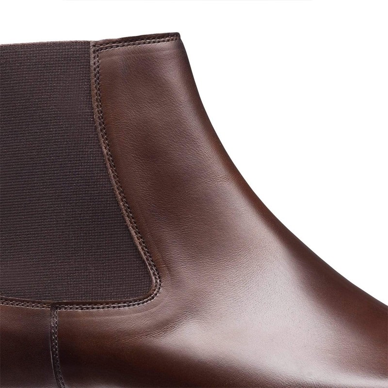 Boots Lingfield