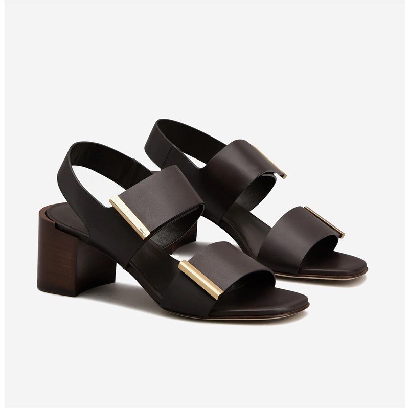 tod's sandales Sandales T55 Détails : Bijoux -Semelles: Cuir -Talon... tod's sandales Sandales T55 Détails : Bijoux -Semelles: Cuir -Talon...