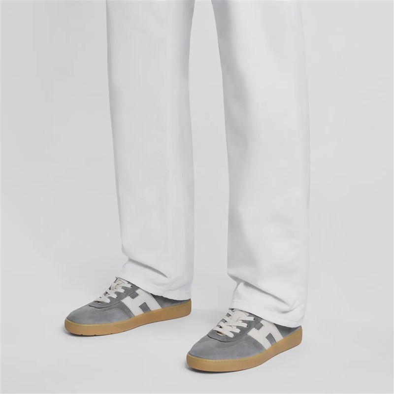 Sneakers H647