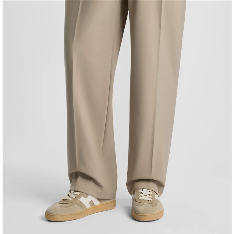 Sneakers H647