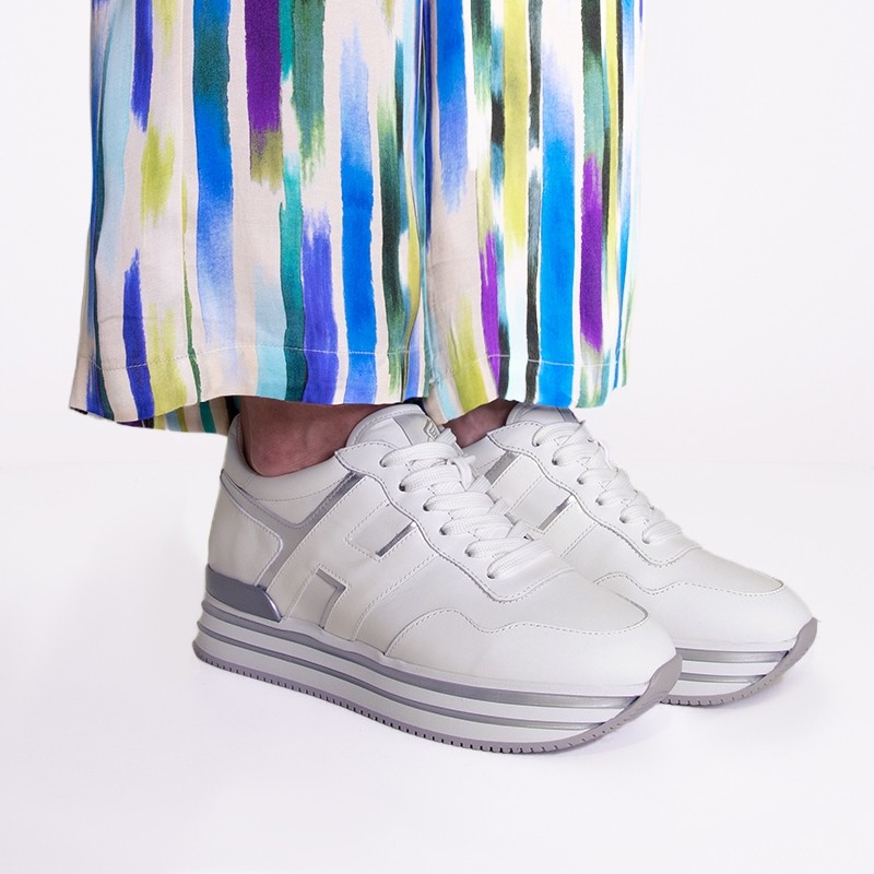 hogan sneakers Sneakers H222 Détails : Oversize -Semelles: Gomme -M... hogan sneakers Sneakers H222 Détails : Oversize -Semelles: Gomme -M...