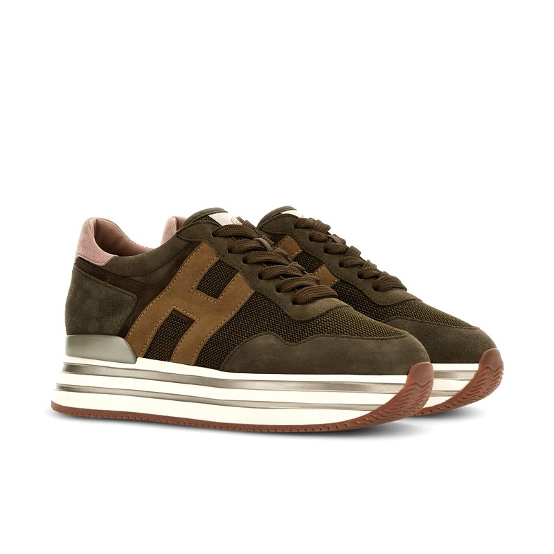 hogan sneakers Sneakers H222 Détails : Oversize -Semelles: Gomme -S... hogan sneakers Sneakers H222 Détails : Oversize -Semelles: Gomme -S...