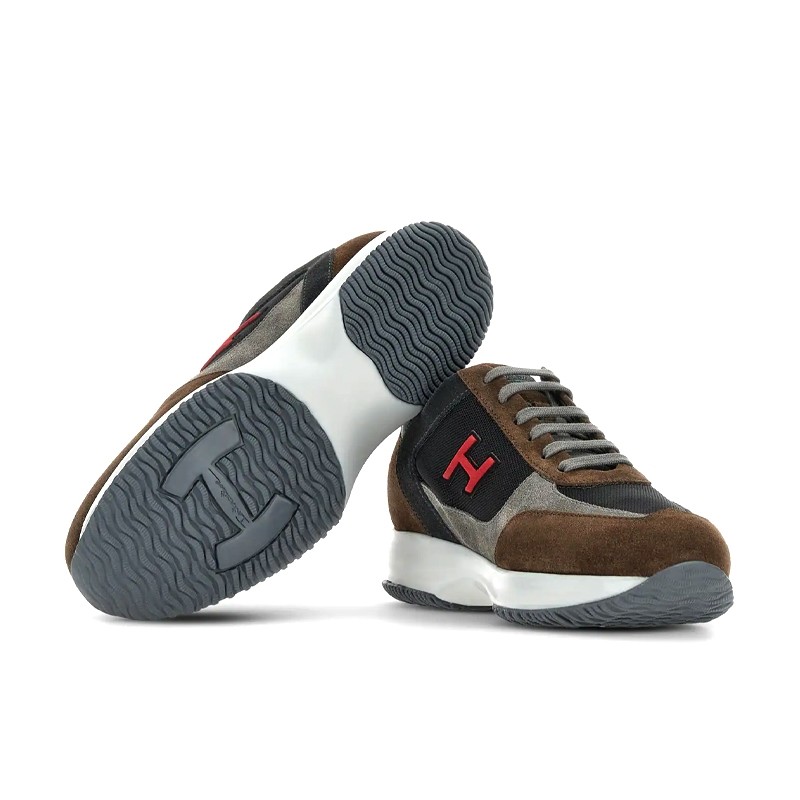 Sneakers Interactive