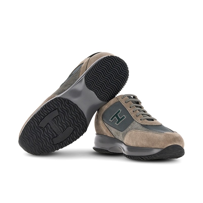 Sneakers Interactive