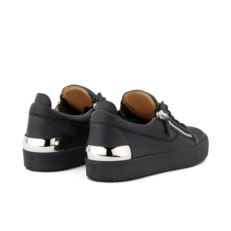 giuseppe zanotti sneakers Sneakers Frankie Détails : Bijoux -Détail... giuseppe zanotti sneakers Sneakers Frankie Détails : Bijoux -Détail...