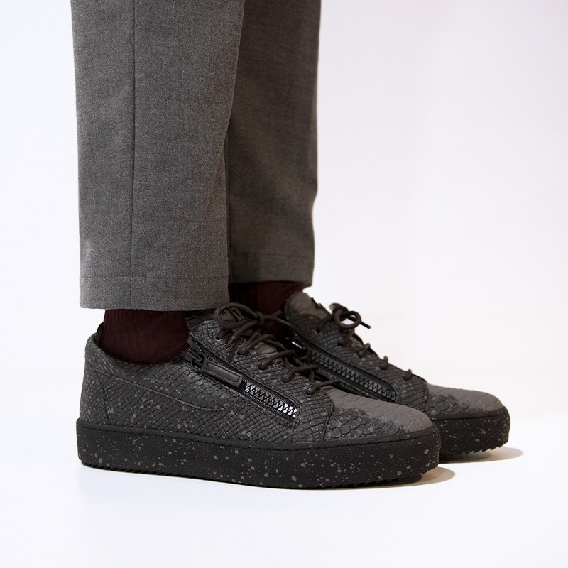 giuseppe zanotti sneakers Sneakers Frankie Détails : Zip -Détails :...