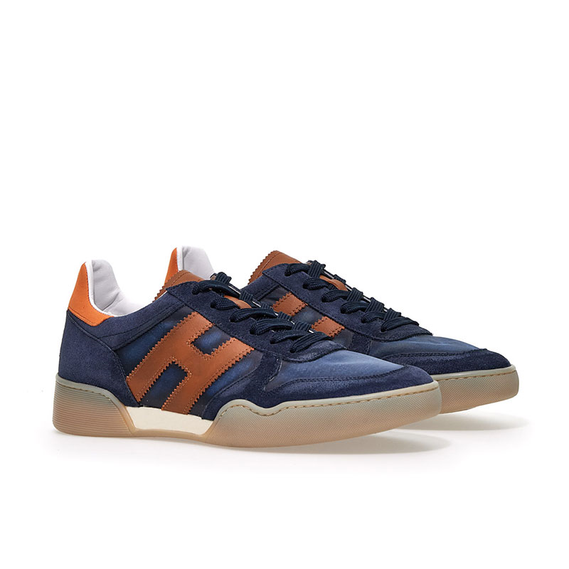 hogan sneakers Sneakers H357 Détails : Basses -Semelles: Gomme -Mat... hogan sneakers Sneakers H357 Détails : Basses -Semelles: Gomme -Mat...