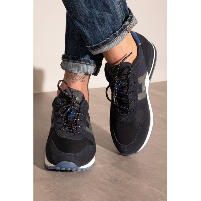 hogan sneakers Sneakers H383 Détails : Basses -Semelles: Gomme -Sem... hogan sneakers Sneakers H383 Détails : Basses -Semelles: Gomme -Sem...
