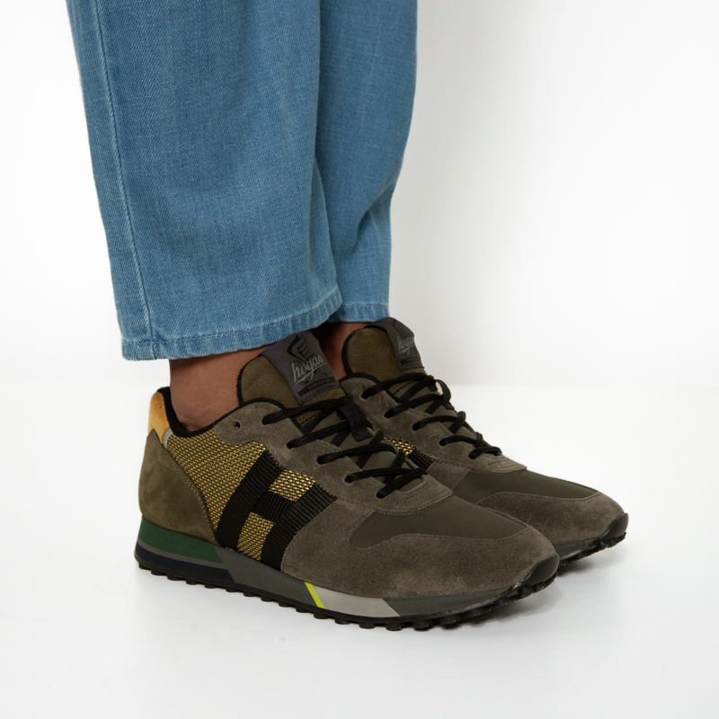 hogan sneakers Sneakers H383 Détails : Motifs -Détails : Basses -Se... hogan sneakers Sneakers H383 Détails : Motifs -Détails : Basses -Se...
