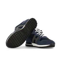 Sneakers H383