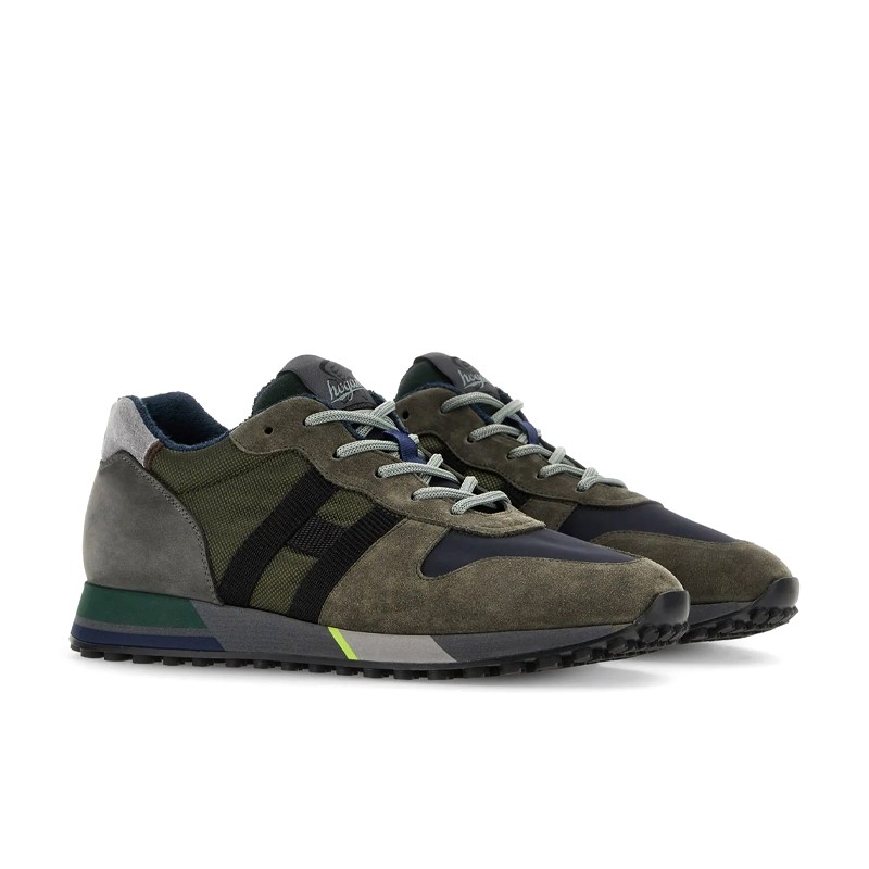 hogan sneakers Sneakers H383 Détails : Basses -Semelles: Gomme -Sem... hogan sneakers Sneakers H383 Détails : Basses -Semelles: Gomme -Sem...