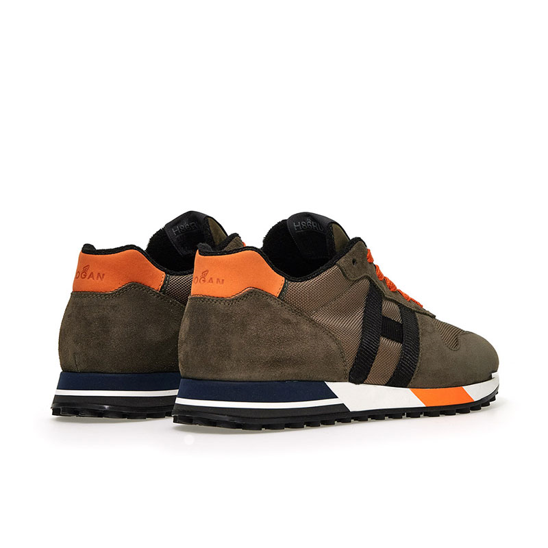 hogan sneakers Sneakers H383 Détails : Basses -Semelles: Gomme -Sem... hogan sneakers Sneakers H383 Détails : Basses -Semelles: Gomme -Sem...
