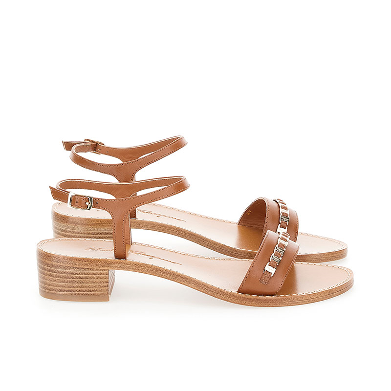 salvatore ferragamo sandales Sandales Tremiti Détails : Bijoux -Sem... salvatore ferragamo sandales Sandales Tremiti Détails : Bijoux -Sem...