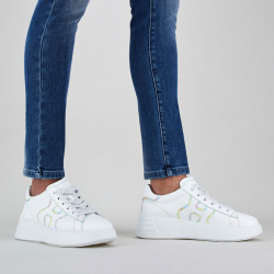 Sneakers H562