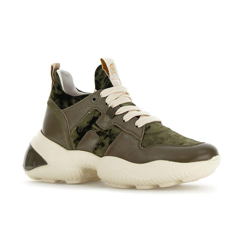 hogan sneakers Sneakers Interaction Détails : Basses -Détails : Ove... hogan sneakers Sneakers Interaction Détails : Basses -Détails : Ove...