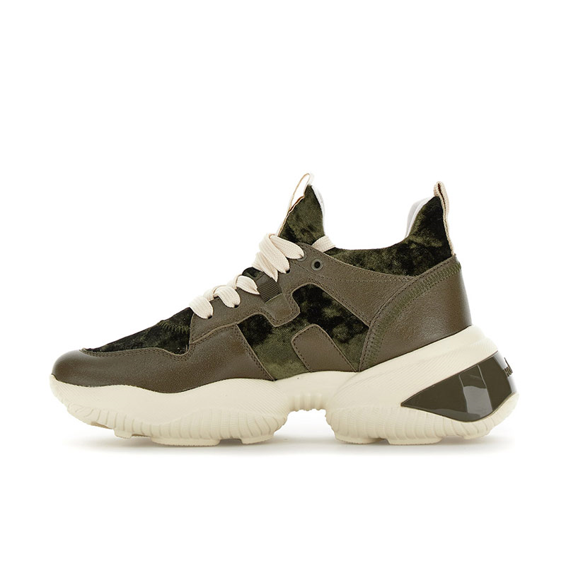 hogan sneakers Sneakers Interaction Détails : Basses -Détails : Ove... hogan sneakers Sneakers Interaction Détails : Basses -Détails : Ove...