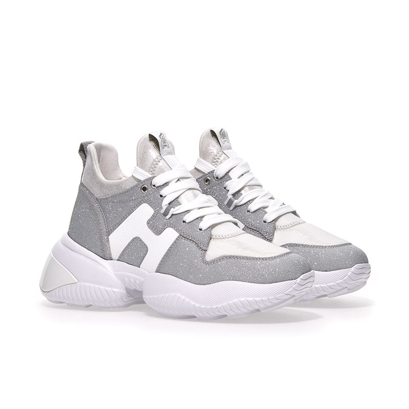 Sneakers Interaction
