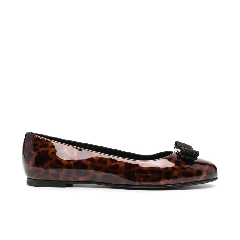 salvatore ferragamo ballerines Ballerines Varina Détails : Bijoux -...