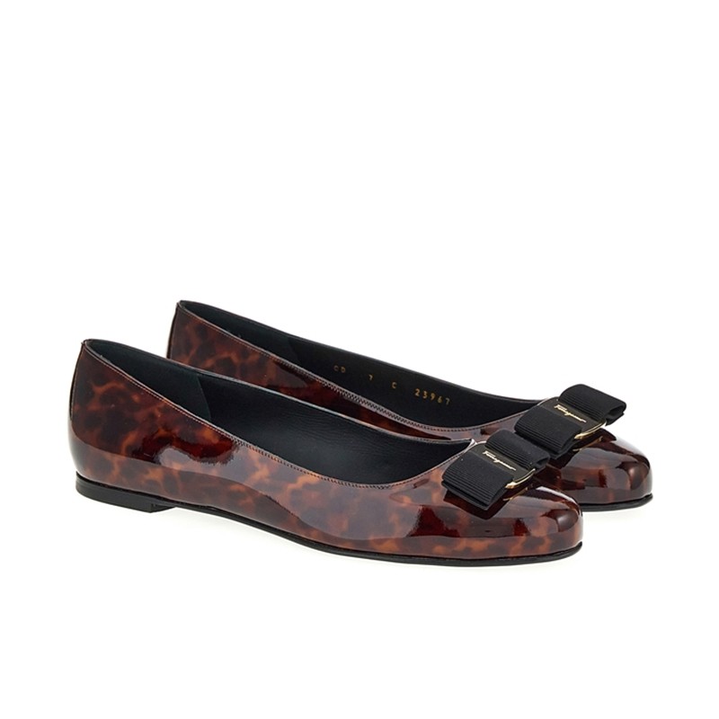 salvatore ferragamo ballerines Ballerines Varina Détails : Bijoux -... salvatore ferragamo ballerines Ballerines Varina Détails : Bijoux -...