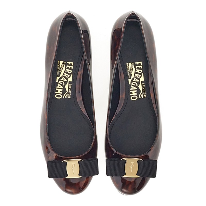 salvatore ferragamo ballerines Ballerines Varina Détails : Bijoux -... salvatore ferragamo ballerines Ballerines Varina Détails : Bijoux -...