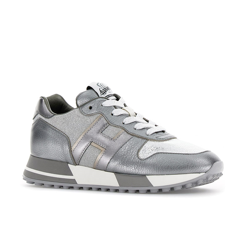 hogan sneakers Sneakers h383 Détails : Basses -Semelles: Gomme -Sem... hogan sneakers Sneakers h383 Détails : Basses -Semelles: Gomme -Sem...