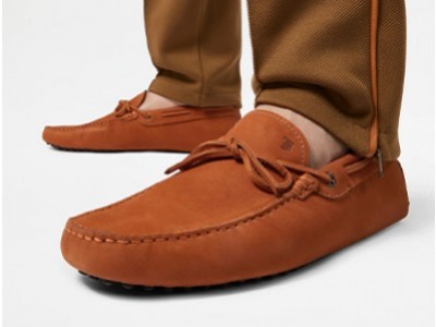 Comment porter des mocassins Tod’s Homme ?
